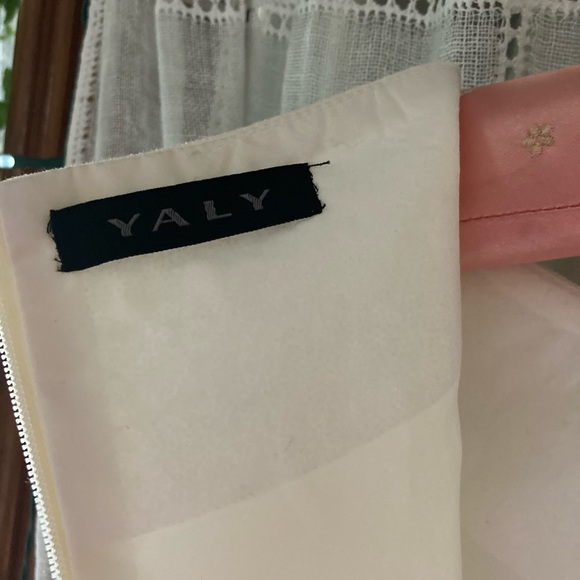 Yaly structured sheath dress - Picture 10 of 16